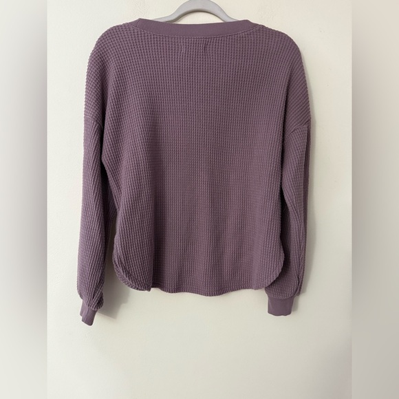 Madewell Waffle Knit Oversized V-Neck Sweater, Mauve/Fig color, size XS - Picture 6 of 6